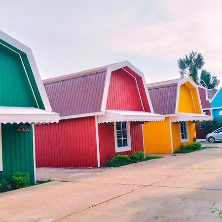Color Ville Hotel Sha Certified Sakon Nakhon Dış mekan fotoğraf