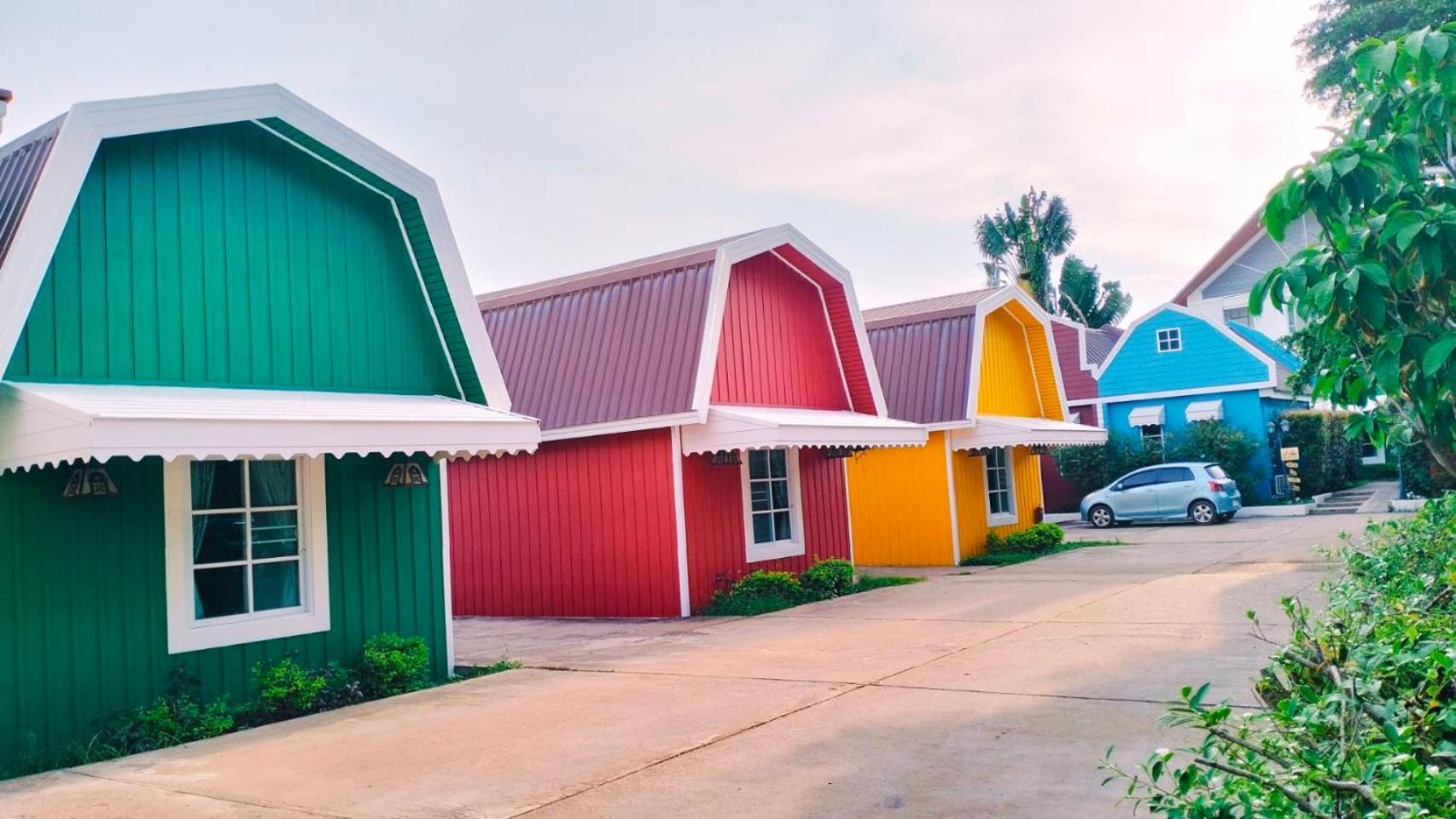 Color Ville Hotel Sha Certified Sakon Nakhon Dış mekan fotoğraf