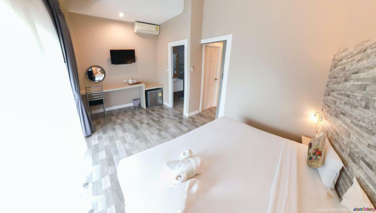 Color Ville Hotel Sha Certified Sakon Nakhon Dış mekan fotoğraf