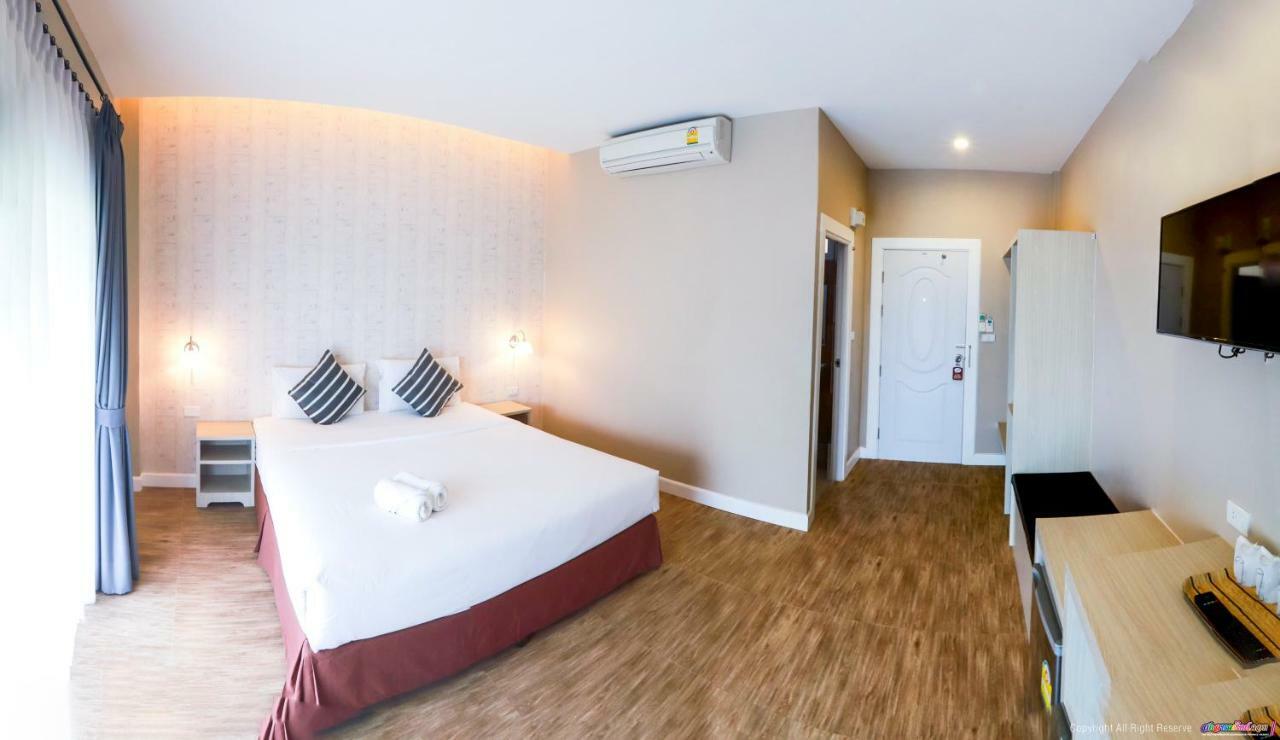 Color Ville Hotel Sha Certified Sakon Nakhon Dış mekan fotoğraf